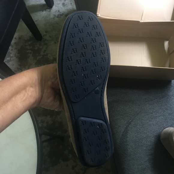 Meet your Posher, Lawrence - Picture 2 of 5